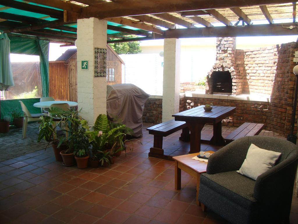 Aqua Marine Guest House Port Elizabeth Exterior photo
