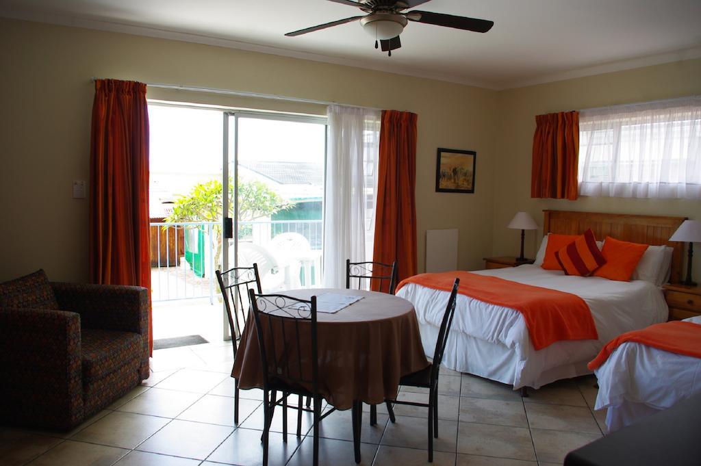 Aqua Marine Guest House Port Elizabeth Room photo