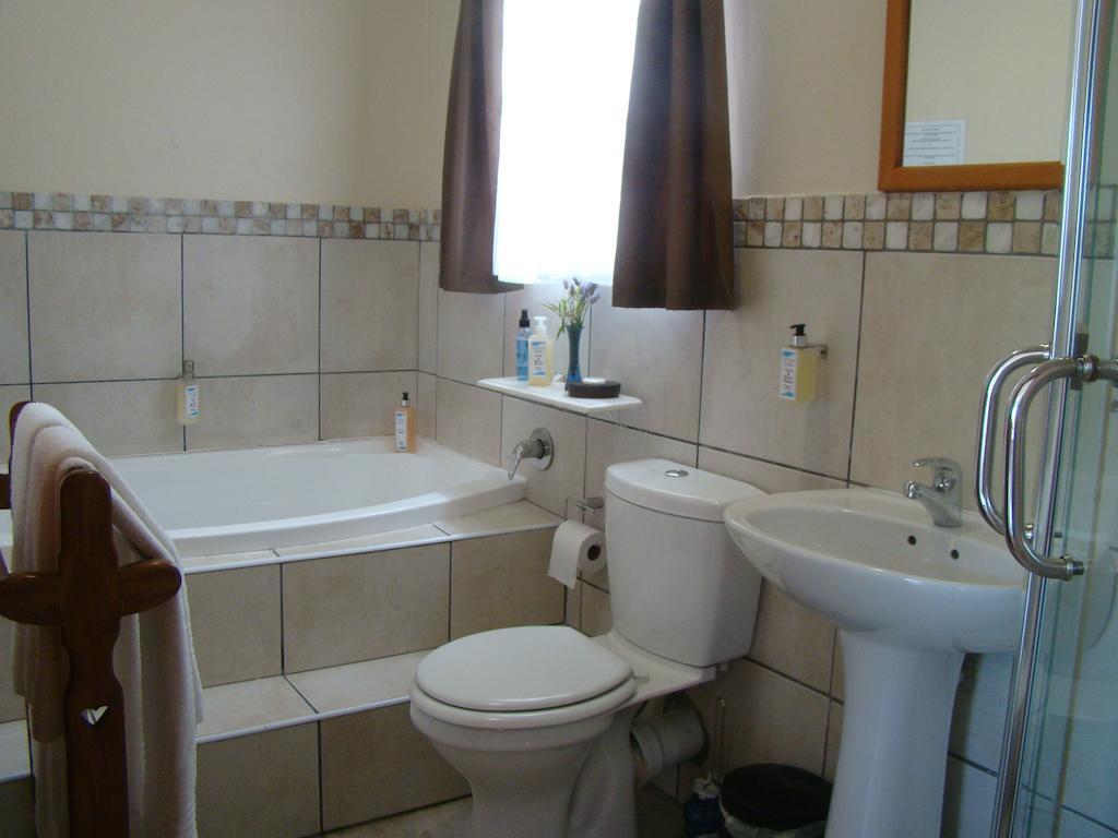 Aqua Marine Guest House Port Elizabeth Room photo